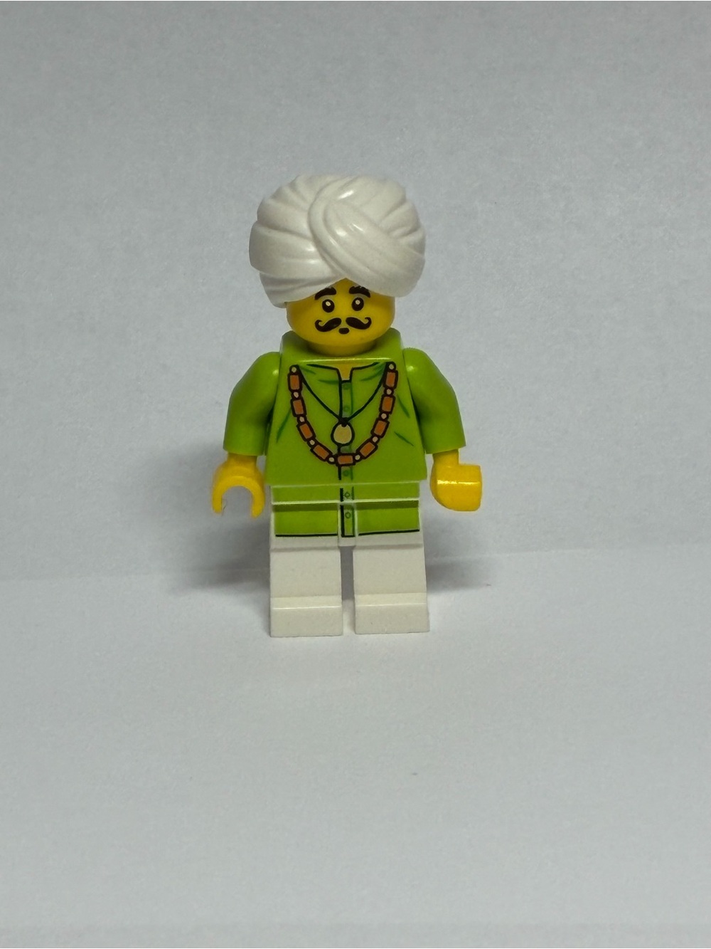 LEGO Minifigure in White Turban and Lime Green Outfit